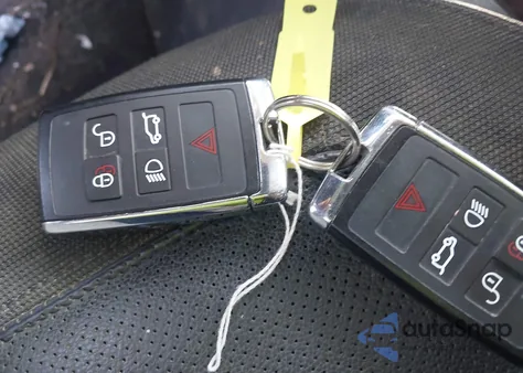 2020 Land Rover Defender 110 Se z USA, uszkodzony, nr VIN SALEP7EU2L2019740